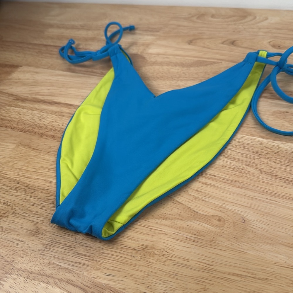 Hurley high on the hips bikini bottom